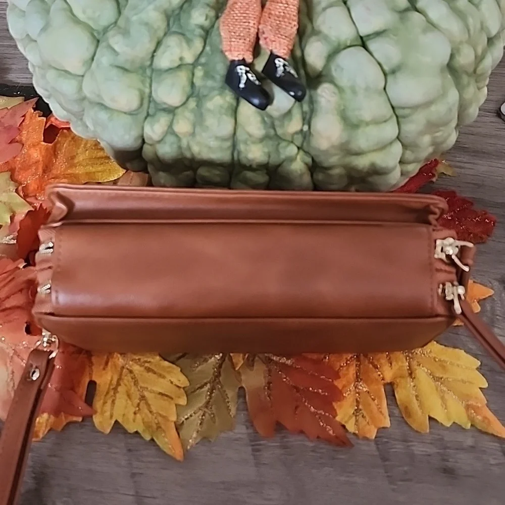 Tan Crossbody Bag - Picture 9 of 10